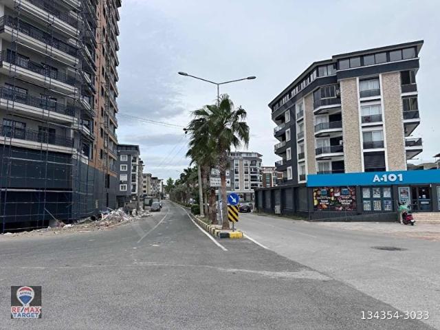 MENEMENDE ANA YOL CEPHELİ İZBANA YAKIN SATILIK LÜKS 3+1 SIFIR DAİRE 9. KAT