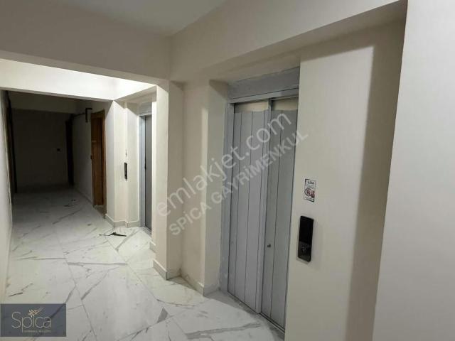 Menemen'de Full Manzaralı Sıfır Binada 3+1 Satılık Daire