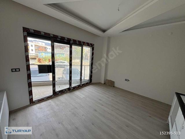 Menemen'de Kiralık Doğalgazlı 1+1 Daire