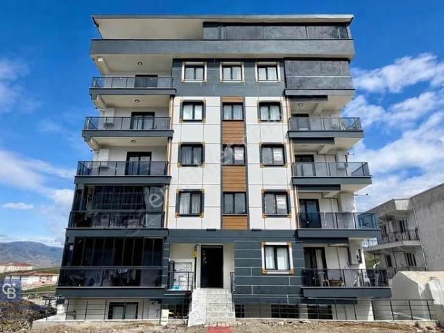 Menemende Satılık Dubleks Teraslı 4+1 Satılık Daire