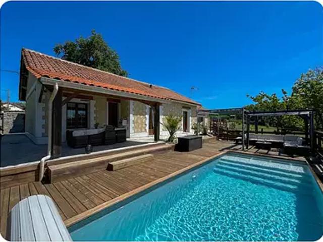 Mensignac 24350 Achat / Vente maison 5 pièces t5 piscine terrasse