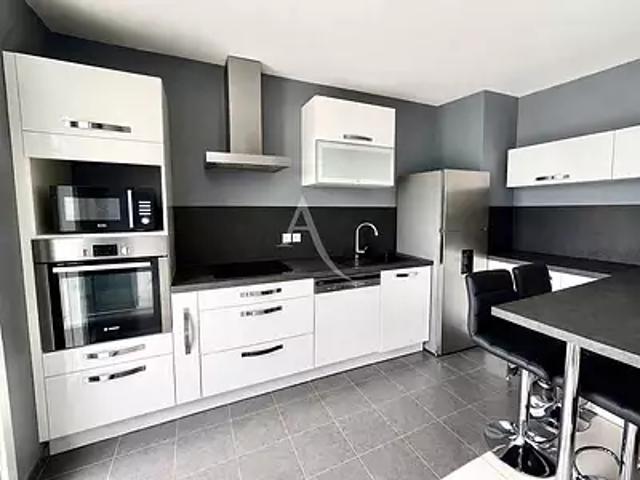 Meaux 77100 Achat / Vente appartement 2 pièces t2 au dernier étage parking
