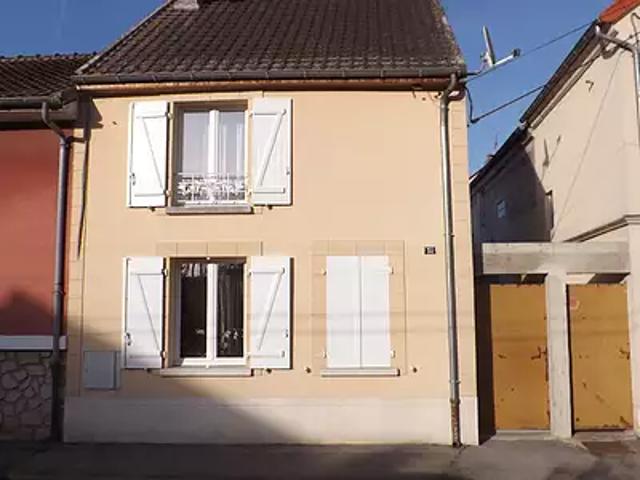 Meaux 77100 Location maison 3 pièces t3 au dernier étage terrasse