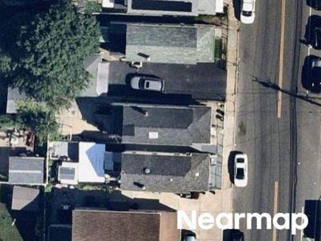 Meacham Ave
