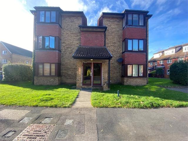 Mead Avenue, Langley SL3, 1 bed flat to rent, £1,000 pcm | PrimeLocation