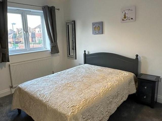 Mead Lane, Bognor Regis, PO22 1 bed in a house share to rent £750 pcm £173 pw
