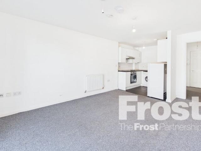 Meadfield Road, Slough, Berkshire SL3, 1 bed flat to rent, £1,300 pcm | PrimeLocation