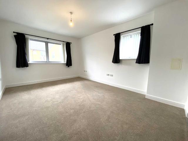 Meadow Court, Canterbury CT1, 2 bed flat to rent, £1,175 pcm | PrimeLocation