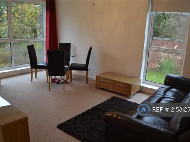 Meadow Court, Manchester, M21 2 bed flat to rent £1,100 pcm £254 pw