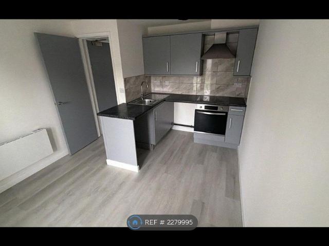 Meadow Court, Wakefield WF2, 1 bed flat to rent, £700 pcm | PrimeLocation