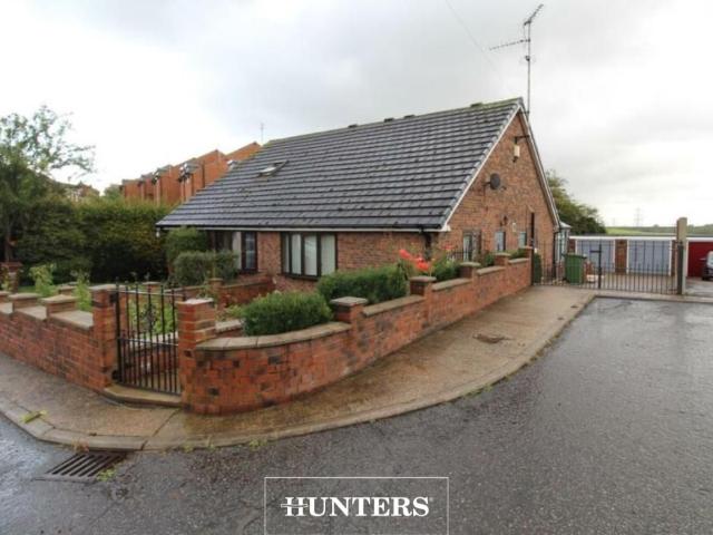 Meadow Court, Townville, Castleford WF10, 2 bed semi detached bungalow to rent, £970 pcm | PrimeLocation