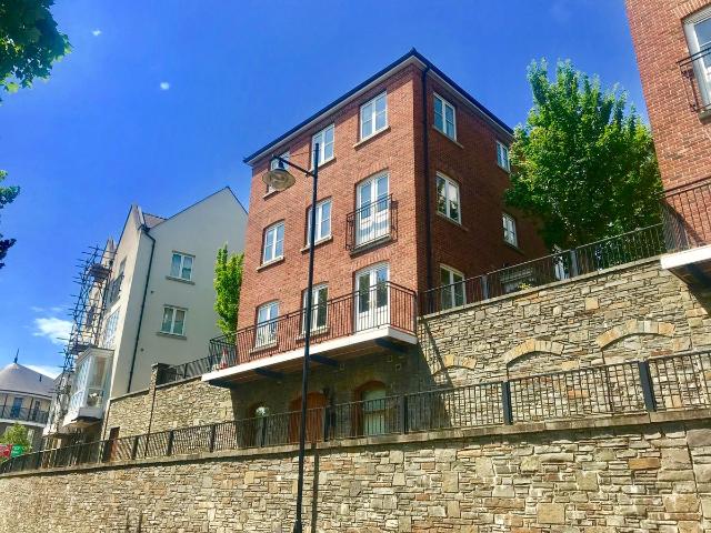 Meadow Bank, Neath SA10, Studio to rent, £675 pcm | PrimeLocation