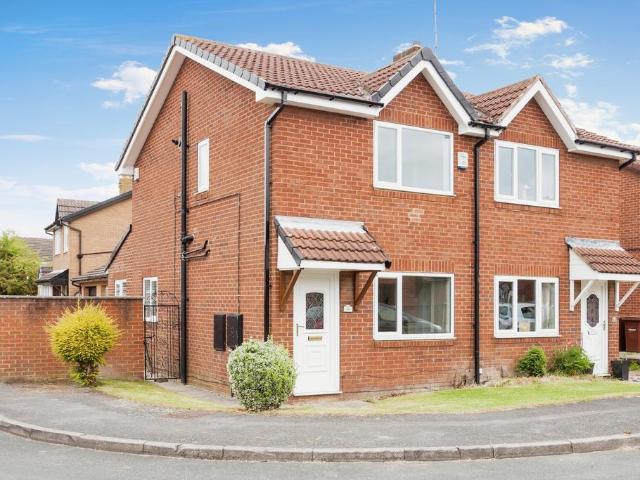 Meadow Brook Close, West Yorkshire WF6 2 bed semi detached house to rent £1,000 pcm £231 pw