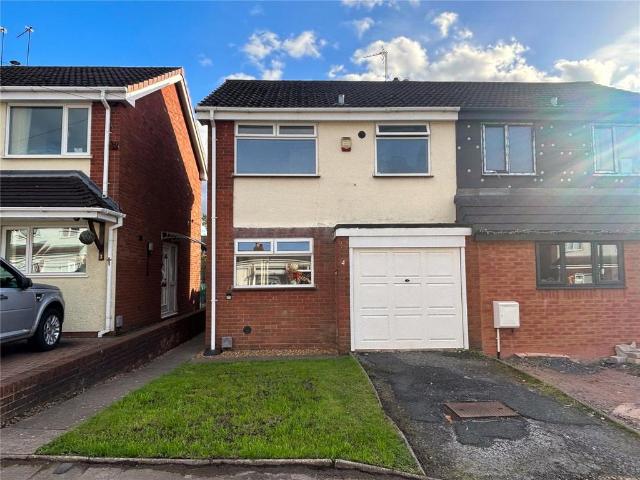 Meadow Grove, Great Wyrley, Walsall, WS6 3 bed semi detached house to rent £1,100 pcm £254 pw