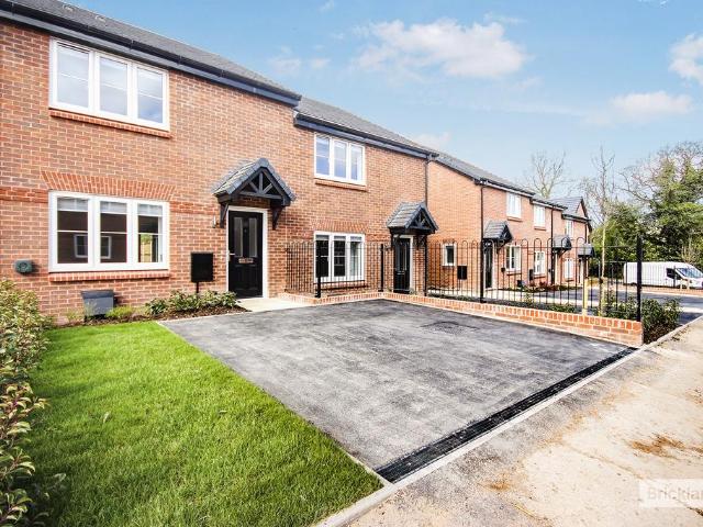 Meadow House Drive, COVENTRY 3 bed terraced house to rent £1,500 pcm £346 pw