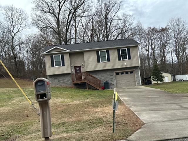 Meadow Ln