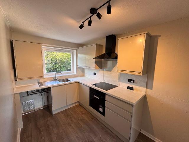Meadow Lane, Gateshead NE11, 2 bed flat to rent, £800 pcm | PrimeLocation