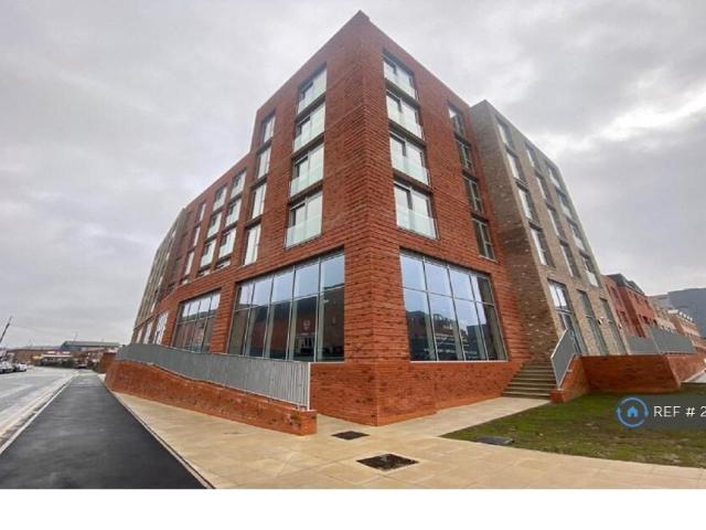 Meadow Lane, Nottingham, NG2 2 bed flat to rent £1,675 pcm £387 pw