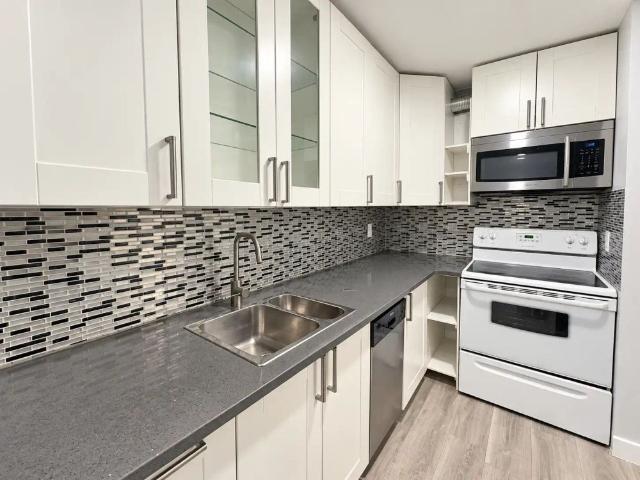 Meadow Mews Apartments — 1 Bed 1 Bath