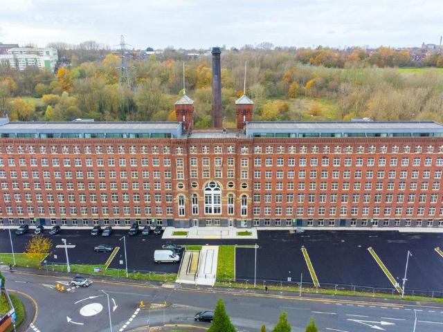 Meadow Mill, Water Street, Stockport, SK1 2AP, United Kingdom | 2 bed apartment for rent #137932969 | Rentberry
