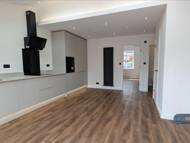 Meadow St, Stockport, SK2 2 bed terraced house to rent £1,500 pcm £346 pw