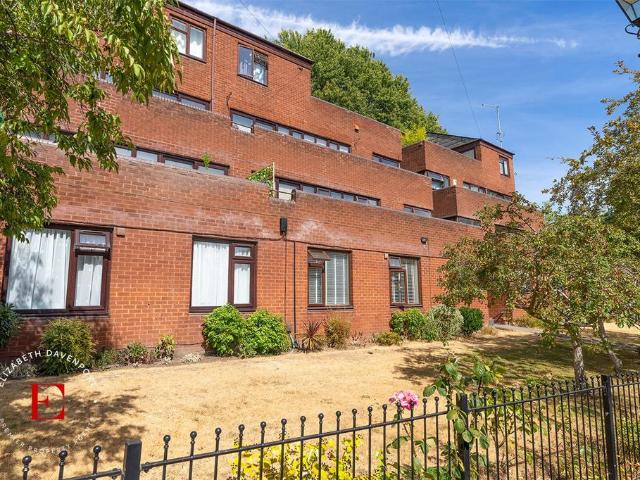 Meadow Street, Coventry, CV1 2 bed flat to rent £1,350 pcm £312 pw