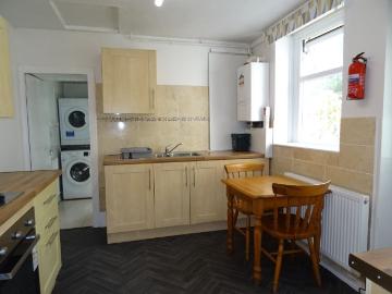 Meadow Street, Treforest CF37, 4 bed shared accommodation to rent, £368 pppm | PrimeLocation