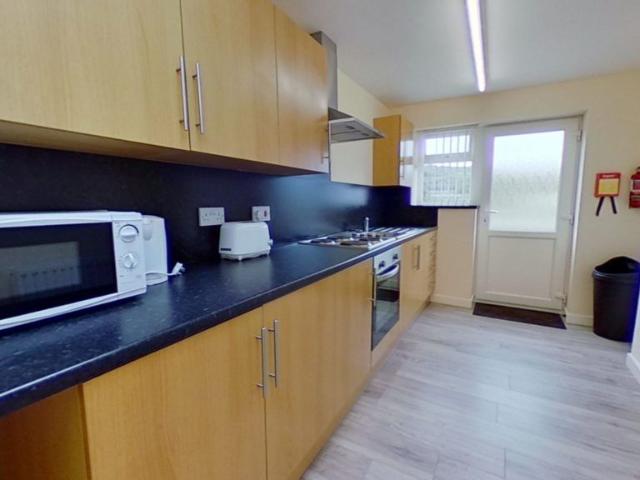 Meadow Street, Treforest, Pontypridd CF37, 5 bed shared accommodation to rent, £325 pppm | PrimeLocation