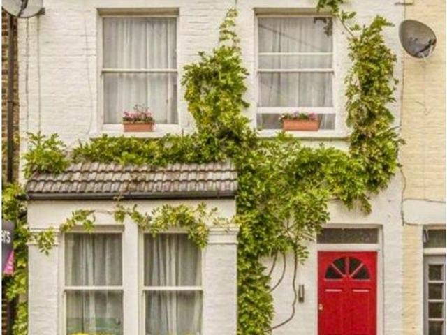Meadow Road, London SW19, 2 bed terraced house to rent, £2,950 pcm | PrimeLocation