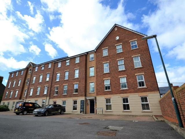 Meadow Rise, Meadowfield DH7, 2 bed flat to rent, £675 pcm | PrimeLocation