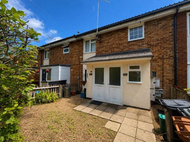 Meadow Way, Stevenage 1 bed maisonette to rent £1,150 pcm £265 pw