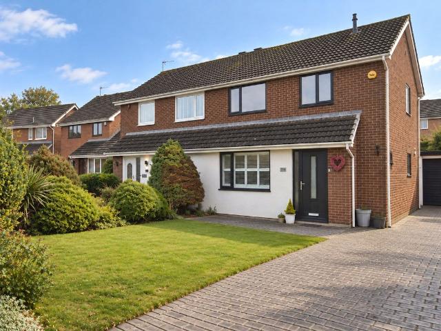 Meadow View, Clitheroe, Lancashire BB7, 3 bed semi detached house to rent, £1,400 pcm | PrimeLocation