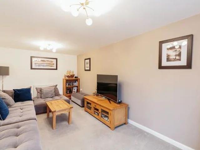 Meadowbank Drive, Warton