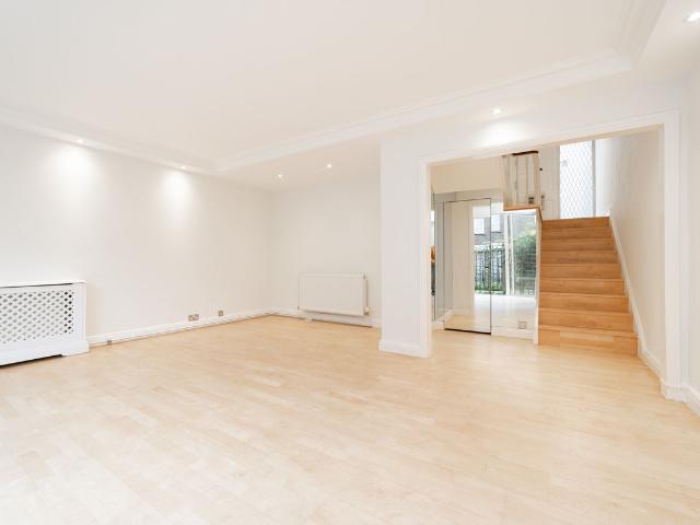 Meadowbank, Primrose Hill NW3, 5 bed terraced house to rent, £7,500 pcm | PrimeLocation