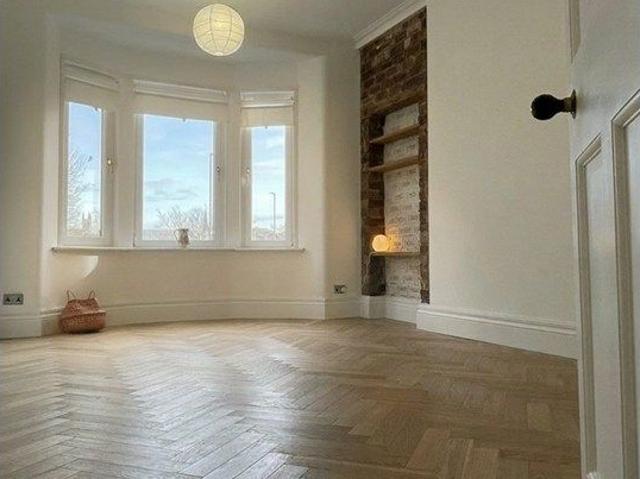 Meadowbank St, Dumbarton G82, 2 bed flat to rent, £765 pcm | PrimeLocation
