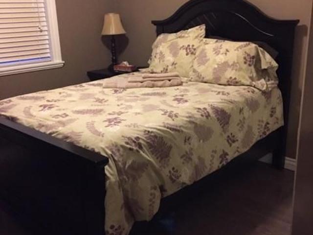 Meadowbrook 1709 Upper, Available Nov 1/26