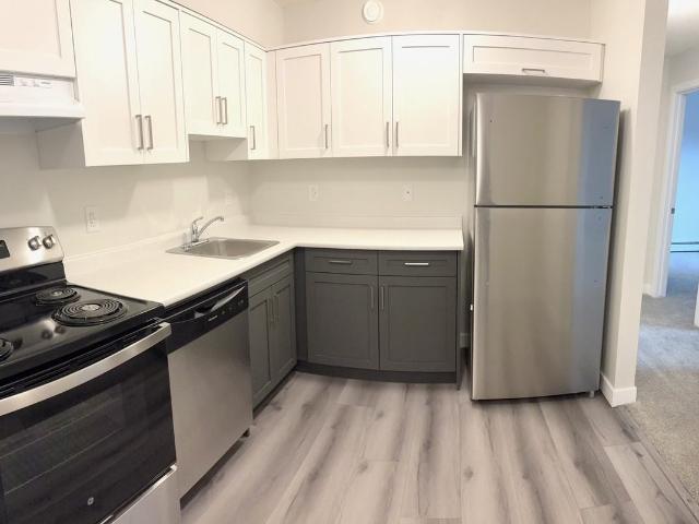 Meadowbrook Apartments 2 Bedroom Apartment for Rent at 13531 Deer Run Blvd Se, Calgary, AB T2J 6P9
