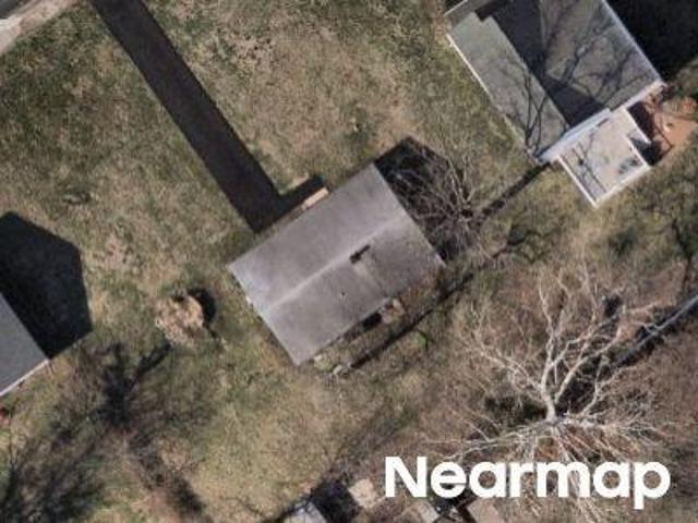 Meadowbrook Ave