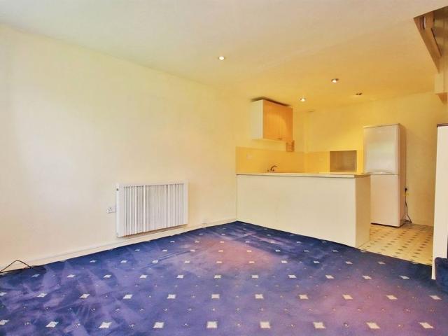 Meadowbrook Close, Colnbrook, Slough, SL3 0PA