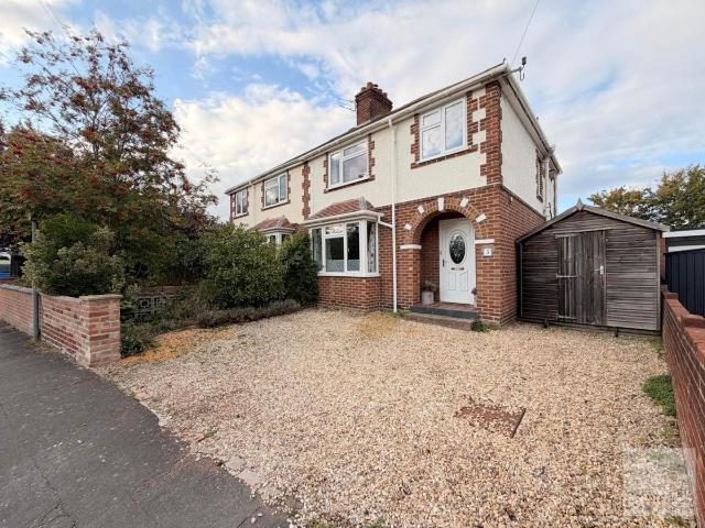 Meadowbrook Close, Norwich NR1, 3 bed semi detached house to rent, £1,600 pcm | PrimeLocation