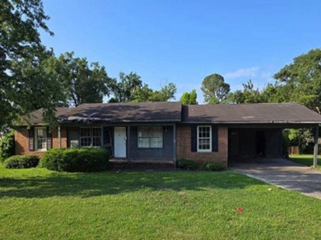 Meadowbrook Dr