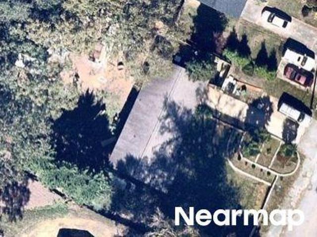 Meadowbrook Dr