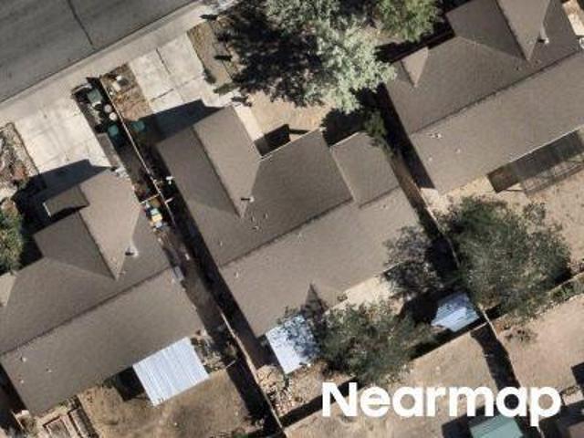 Meadows Ave