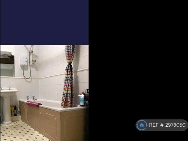 Meadowside Mews, Chester, CH1 1 bed in a house share to rent £672 pcm £155 pw