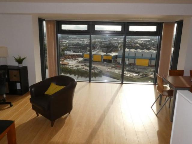 Meadowside Quay Square, Glasgow, G11 6BL