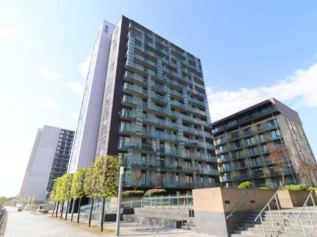 Meadowside Quay Walk, Glasgow, G11 1 bed flat to rent £1,000 pcm £231 pw