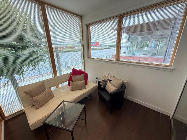 Meadowside Quay Walk, Glasgow G11, 1 bed flat to rent, £1,250 pcm | PrimeLocation
