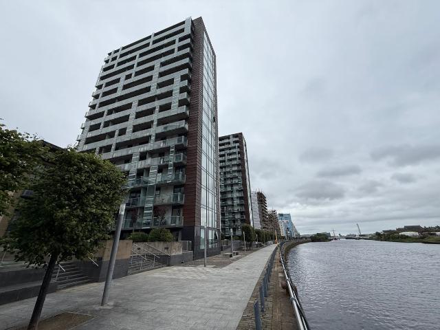 Meadowside Quay Walk, Glasgow G11, 2 bed flat to rent, £1,500 pcm | PrimeLocation