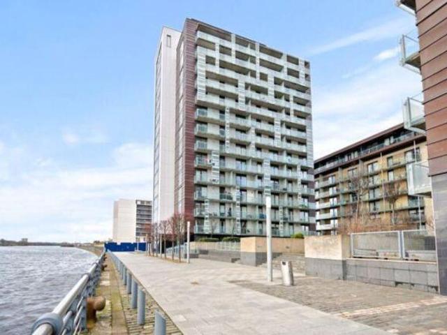 Meadowside Quay Walk, Glasgow Harbour 1 bed apartment to rent £800 pcm £185 pw