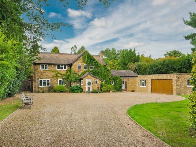Meadway, Esher, Surrey KT10, 7 bed detached house to rent, £7,995 pcm | PrimeLocation